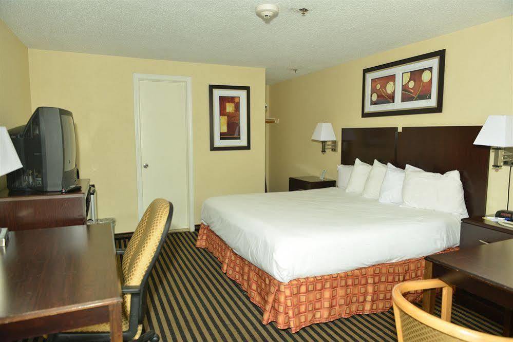 Whitney Inn & Suites Hamden Exterior foto